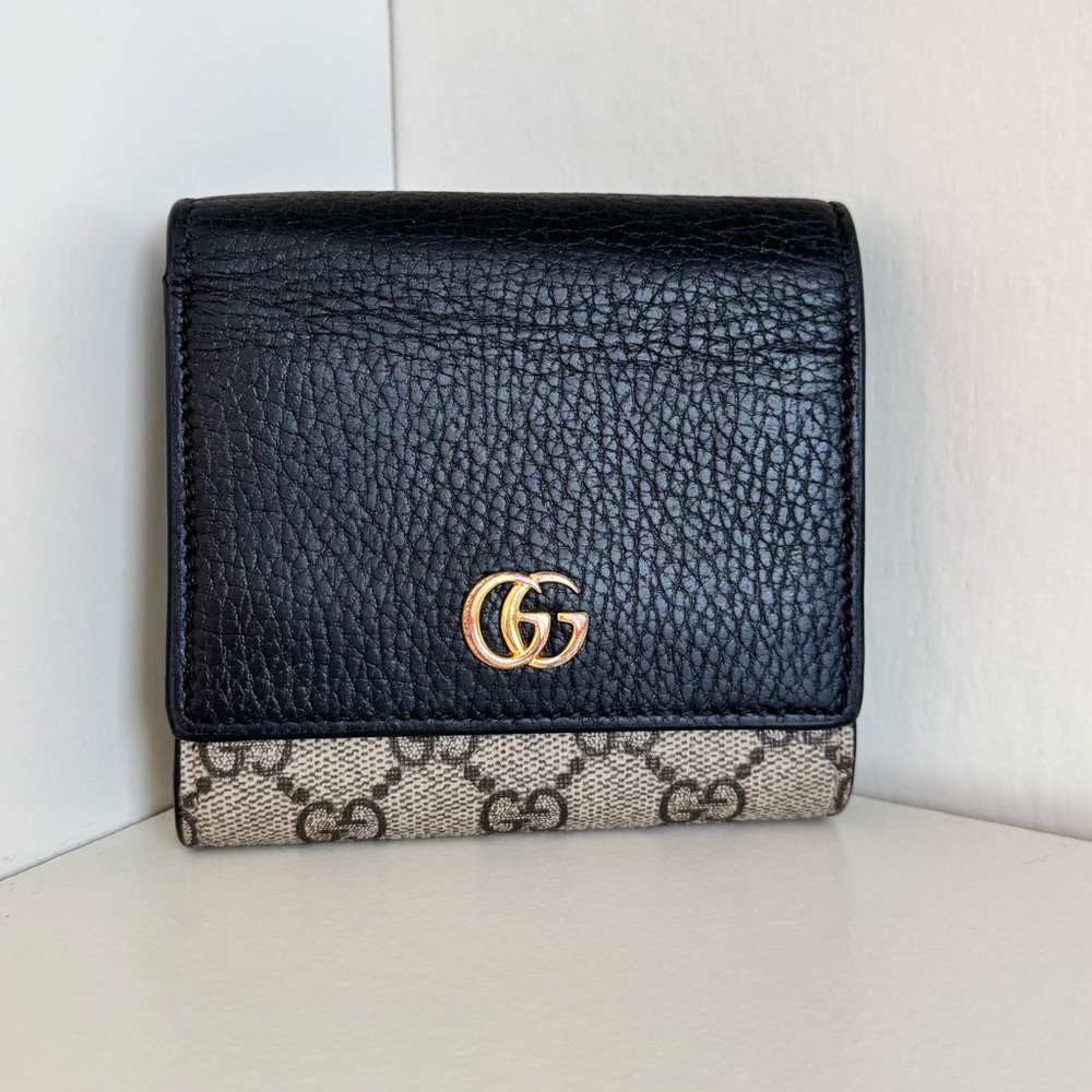 Authentic Gucci GG Marmont Bi-fold Medium Wallet